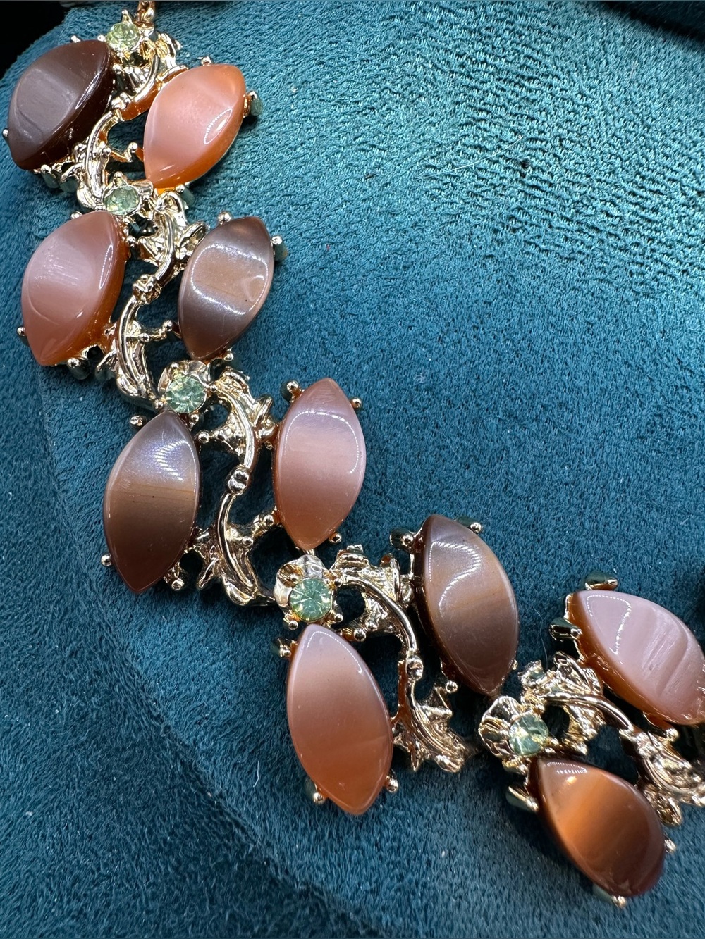 Mid Century Thermoset Uranium Glass Rhinestones Necklace & Bracelet - Picture 6 of 14